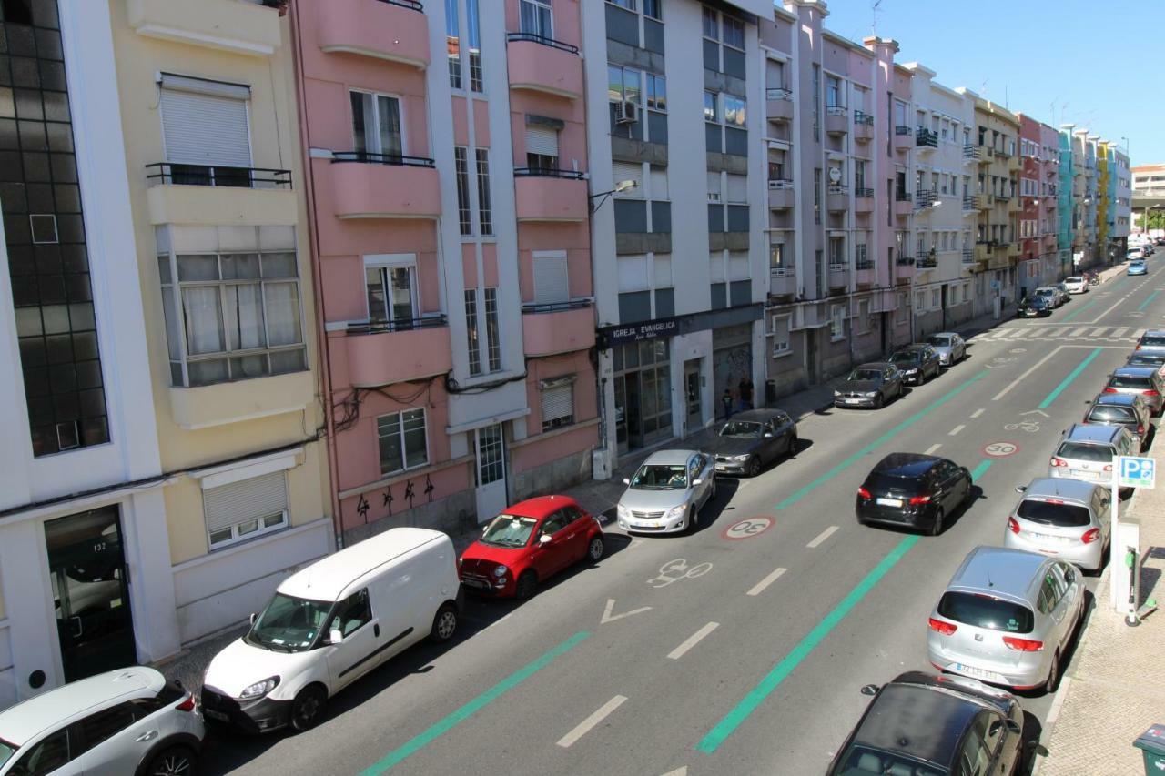 Sete Rios, Near Zoo Lisboa/ Free Wifi Apartment Bagian luar foto
